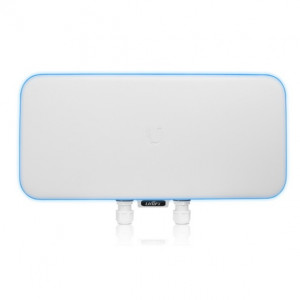 UBIQUITI UWB-XG UniFi WiFi BaseStation XG Точка доступа 3х5 ГГц, ac Wave2, 4х4 MU-MIMO, 802.3bt, 1х 1G RJ45, 1х 10G ICM Ethernet