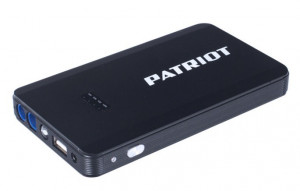 Patriot Magnum 8 Пусковой многофункциональный аккумулятор [650201608] {Емкость 8000 мАч, Запуск бензиновых двигателей объемом до 3л., старт. ток раб./макс: 200А/400А, зарядка от USB - 5В/2А}