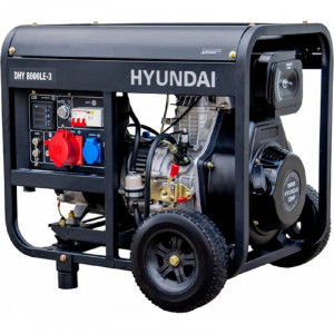 Дизельный генератор Hyundai DHY 8000LE-3, 380/220/12 В, 6.5кВт, на колёсах с АКБ